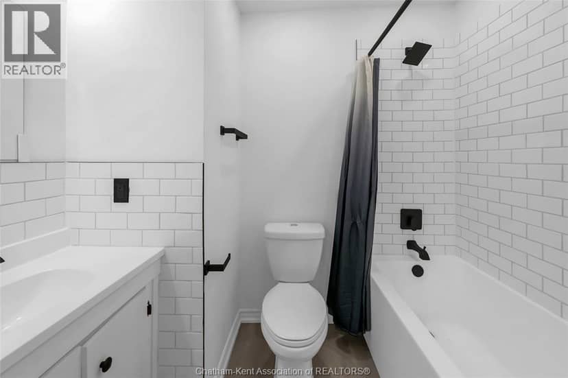 415 Queen STREET — photo 29 of 40