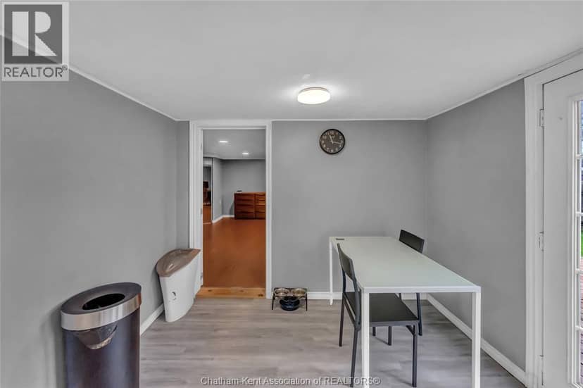 415 Queen STREET, Wallaceburg, photo 7