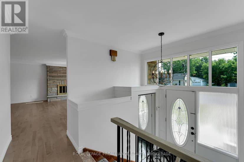 14 Baker Street, Kingston, photo 3