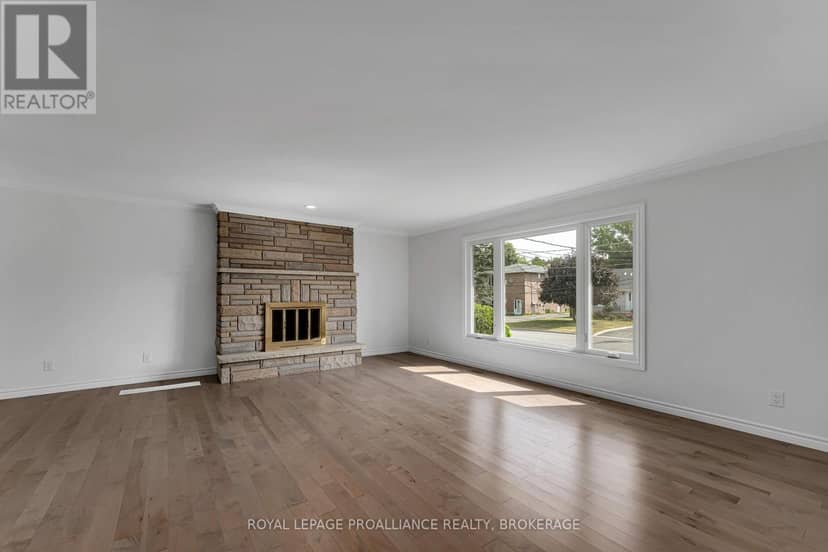 14 Baker Street, Kingston, photo 6