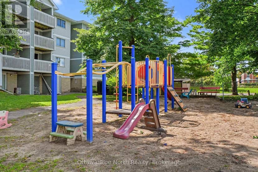 218 - 212 Viewmount Drive — photo 11 of 13