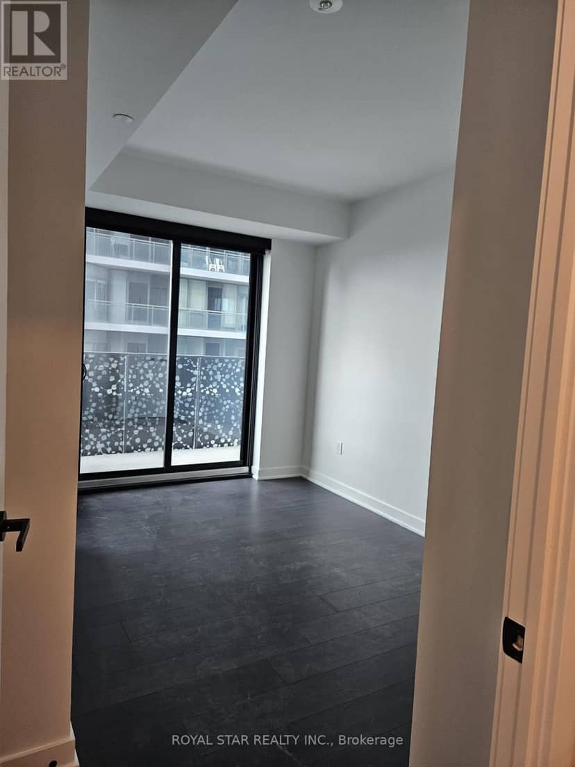 2706 - 55 Charles Street E — photo 34 of 40