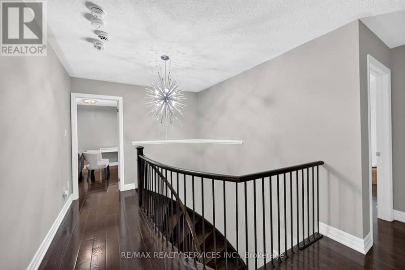 484 Greenwood Drive — photo 24 of 40