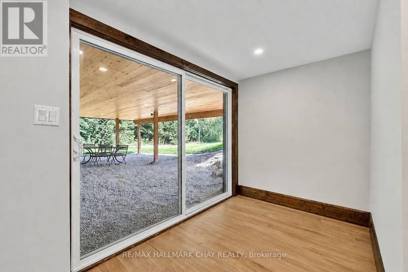 1507 Hendrie Road — photo 38 of 40
