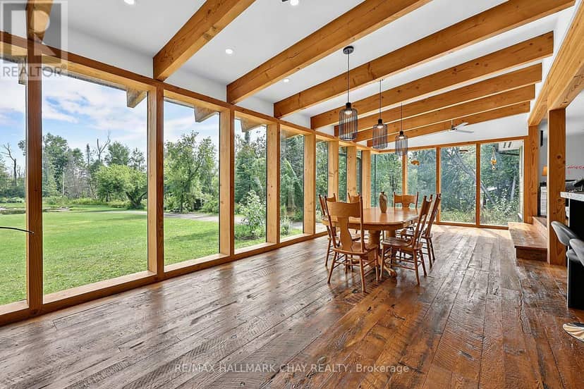1507 Hendrie Road — photo 9 of 40