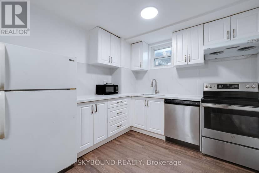 43 Craydon Avenue — photo 12 of 38