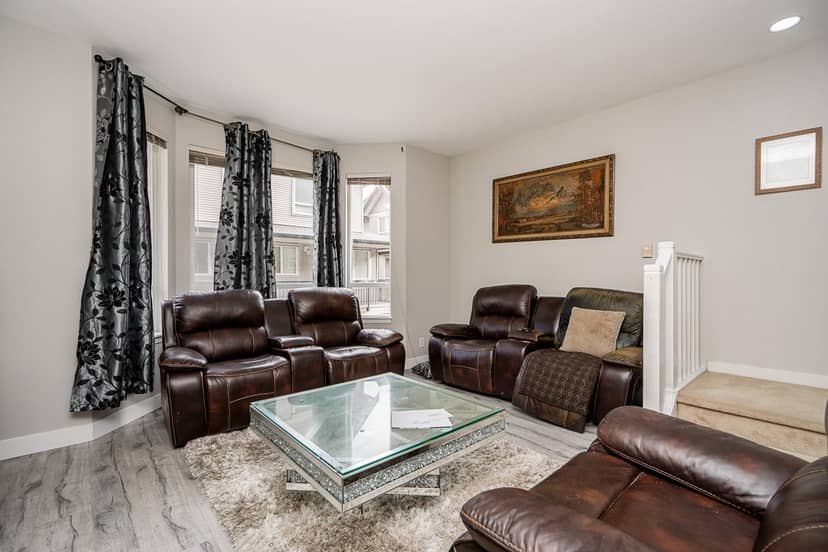 11 16772 61 AVENUE, Surrey