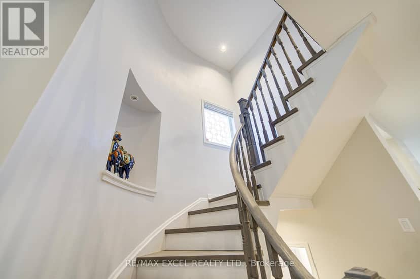 6 Sapphire Drive — photo 23 of 40