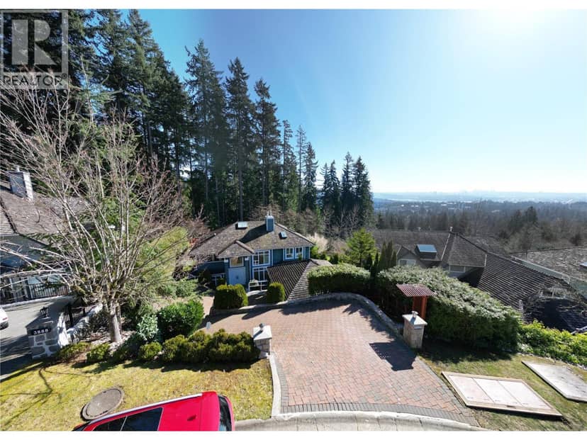 3866 MICHENER WAY, North Vancouver