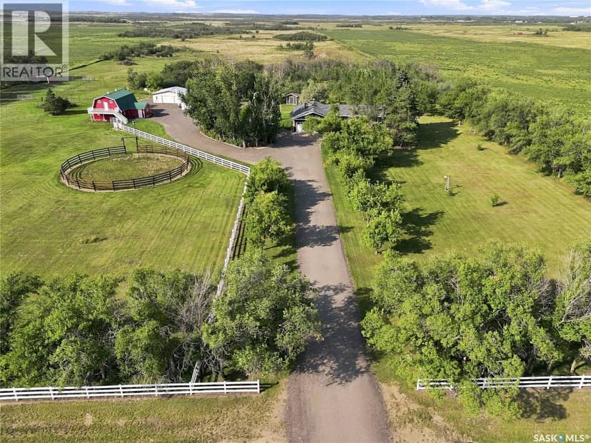 Petz Acreage, Corman Park Rm No. 344