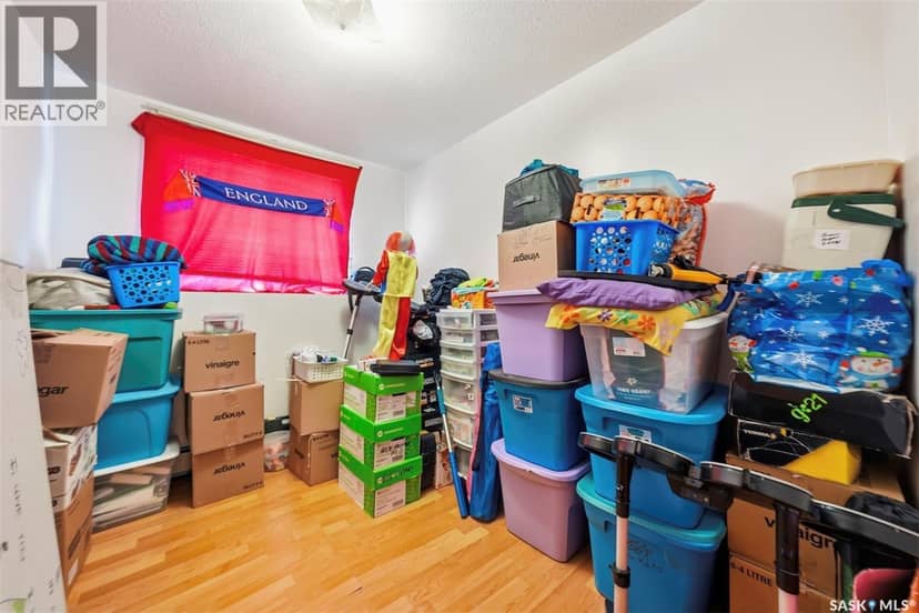 206 Carleton DRIVE — photo 31 of 40