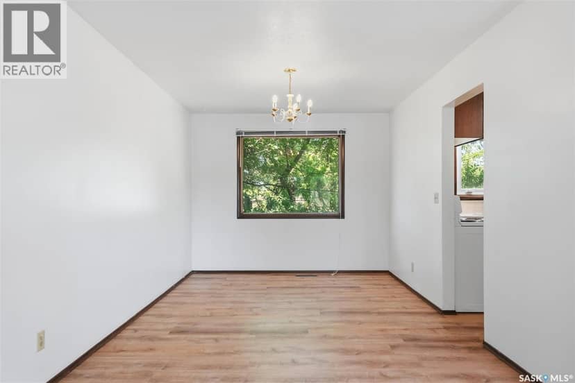 206 Carleton DRIVE — photo 8 of 40