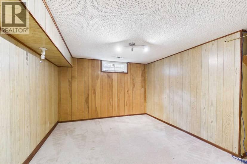 5 Chisholm Crescent NW — photo 21 of 33