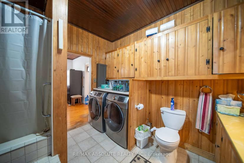 2671 Champlain Street — photo 20 of 32