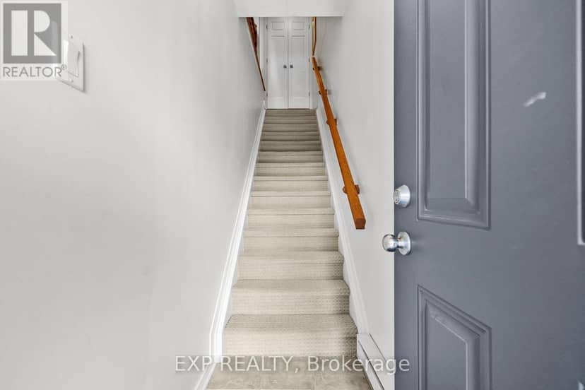 35 - 957 Cummings Avenue, Ottawa, photo 3