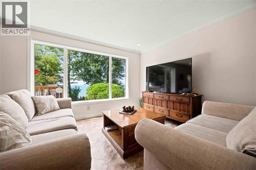 4084 Bluepoint DRIVE — photo 11 of 40