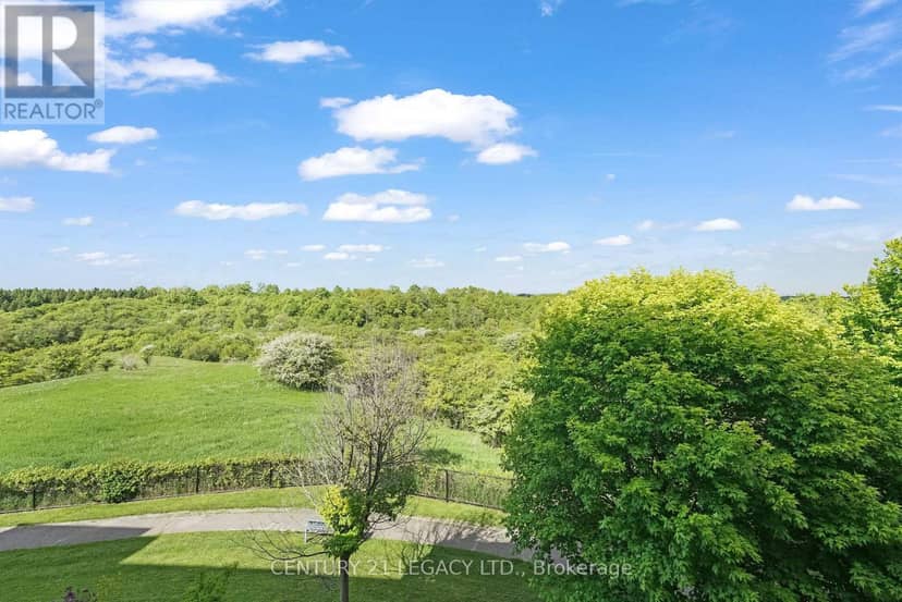 1307 - 8 Dayspring Circle — photo 27 of 40