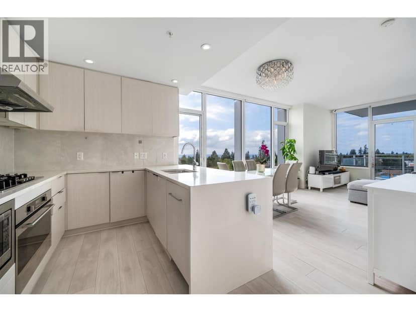 705 5051 Imperial Street, Burnaby, photo 2