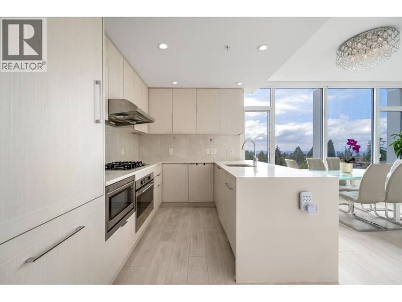 705 5051 Imperial Street, Burnaby, photo 3