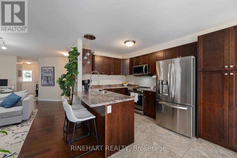 939 Silverfox Crescent — photo 11 of 29