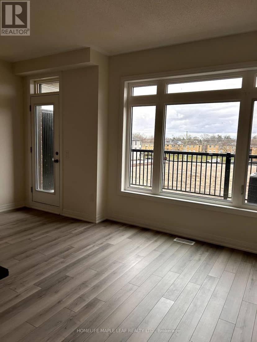 207 - 585 Colborne Street — photo 10 of 23