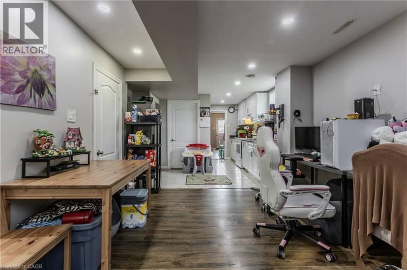 307 DUNSMURE Road — photo 30 of 40