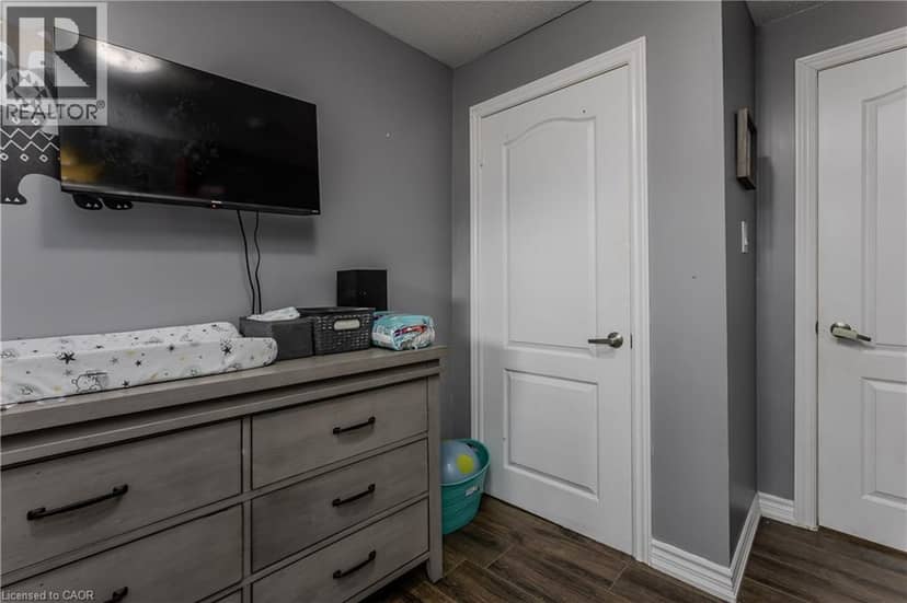 307 DUNSMURE Road — photo 40 of 40