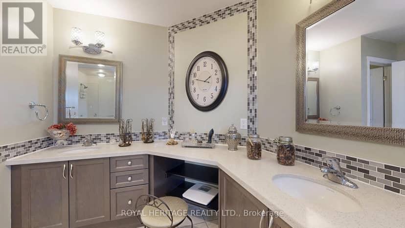 976 Avery Avenue — photo 34 of 40