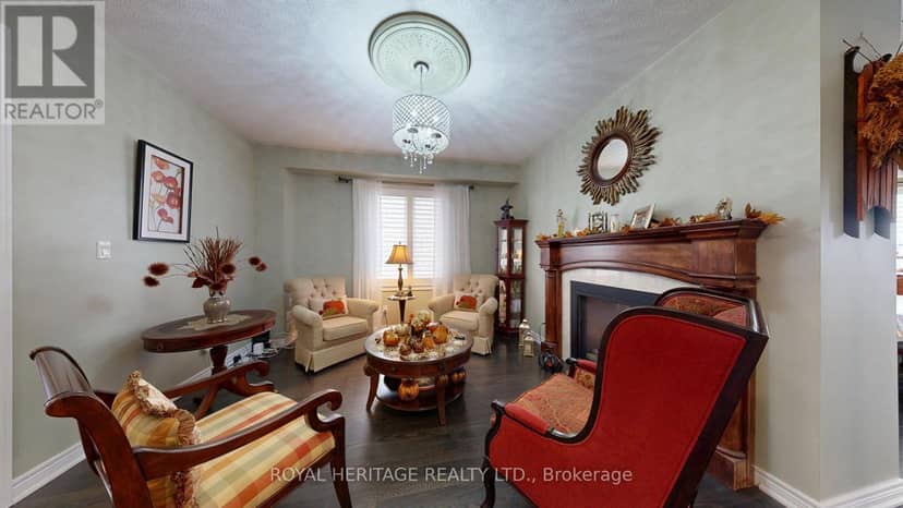 976 Avery Avenue — photo 9 of 40