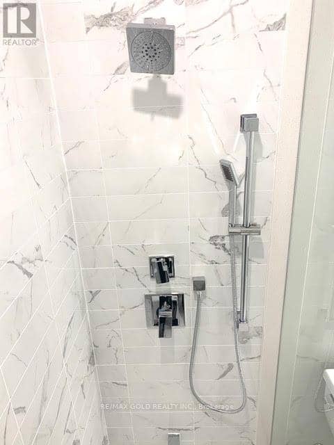609 - 128 Grovewood Common — photo 17 of 38