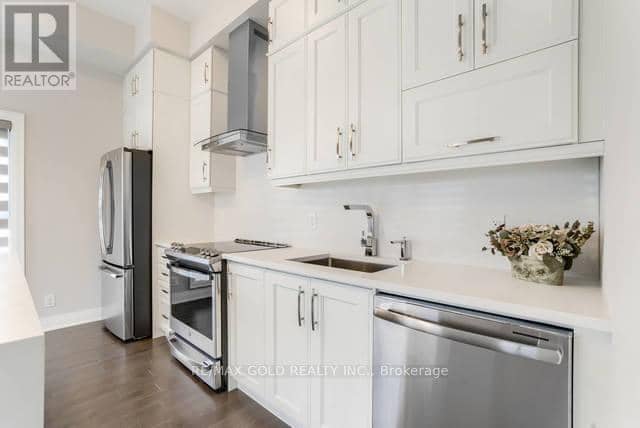 609 - 128 Grovewood Common — photo 23 of 38