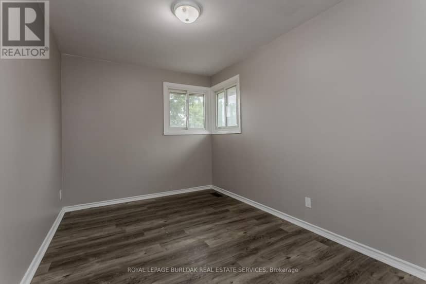 307 Dunsmure Road — photo 24 of 40