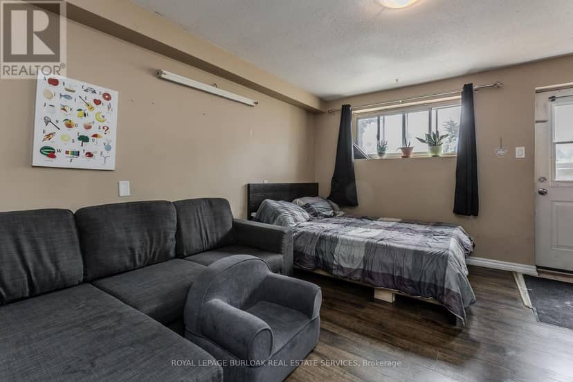 307 Dunsmure Road — photo 34 of 40