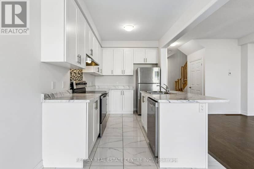 52 - 166 Deerpath Drive — photo 19 of 40