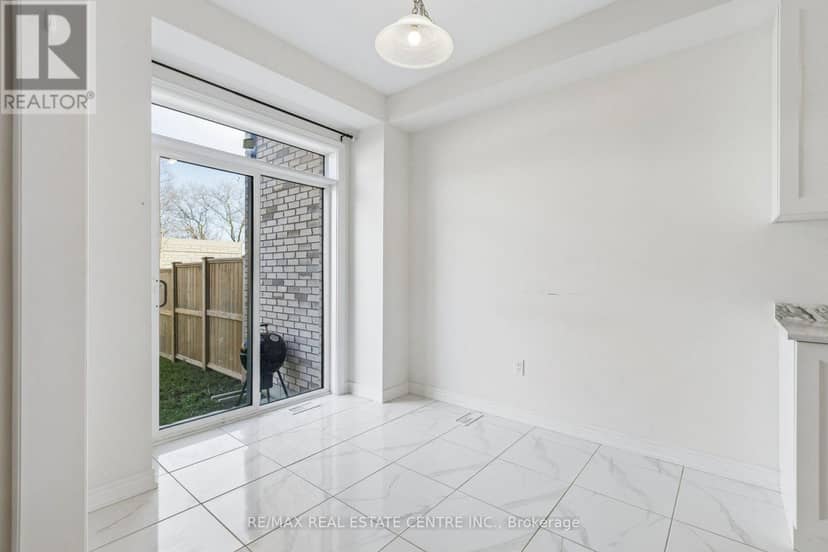 52 - 166 Deerpath Drive — photo 23 of 40