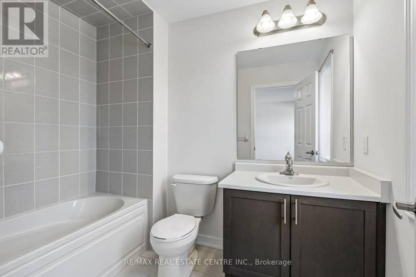 52 - 166 Deerpath Drive — photo 29 of 40