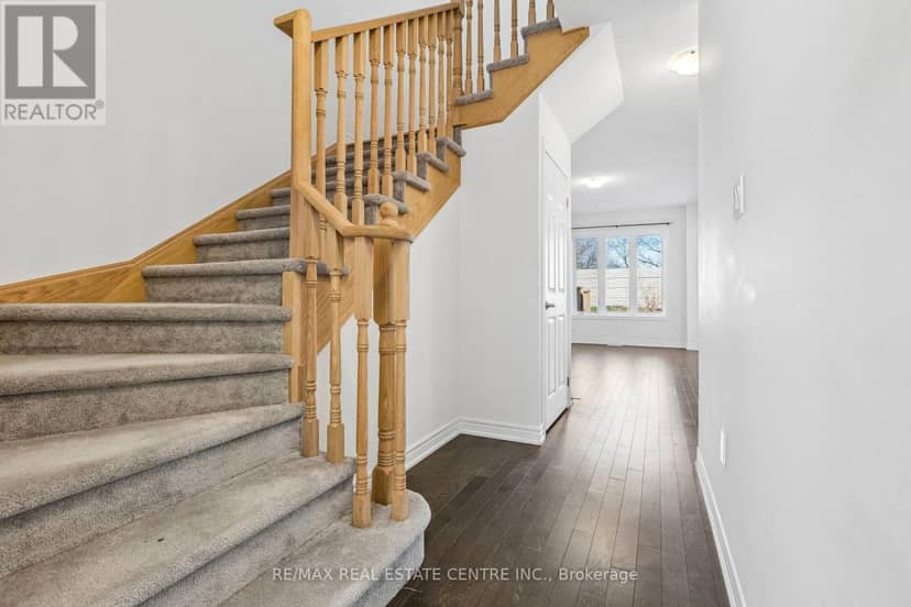 52 - 166 Deerpath Drive — photo 7 of 40
