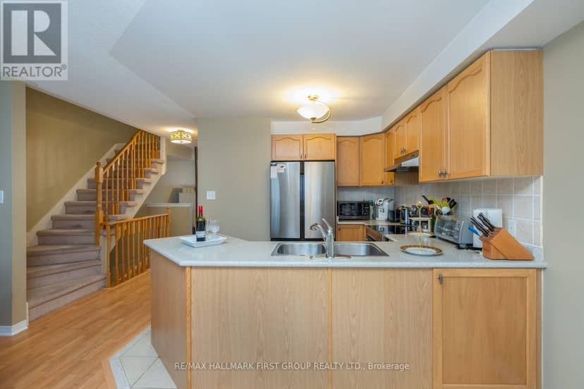 61 - 1850 Kingston Road — photo 20 of 32