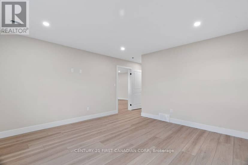 91 Victoria Avenue E — photo 20 of 25