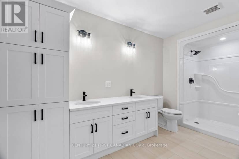 91 Victoria Avenue E — photo 21 of 25