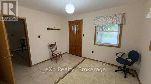 53 Maple Street — photo 12 of 32