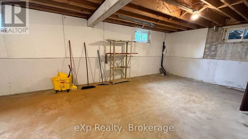 53 Maple Street — photo 21 of 32