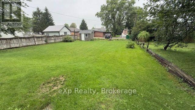 53 Maple Street — photo 29 of 32