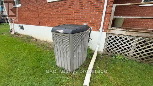 53 Maple Street — photo 31 of 32