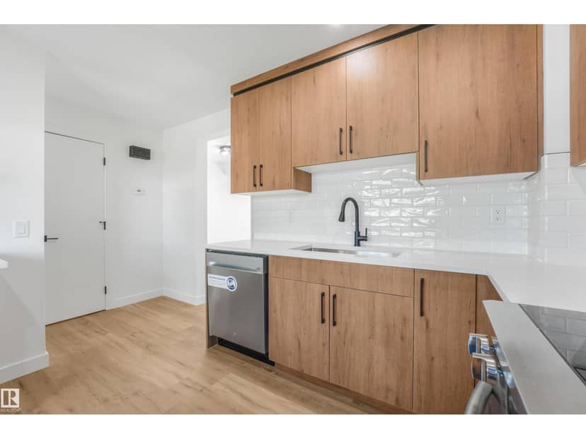 #39 14511 52 ST NW — photo 37 of 40