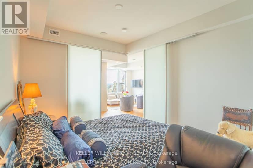 1105 - 101 Queen Street — photo 17 of 30