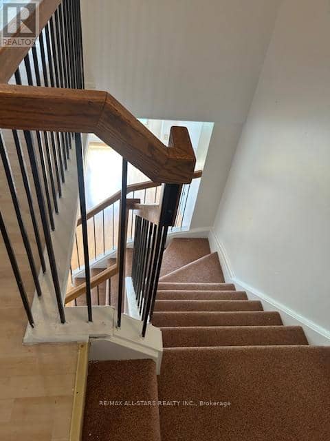 82 - 201 Alexmuir Boulevard — photo 17 of 24