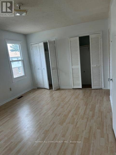 82 - 201 Alexmuir Boulevard — photo 19 of 24