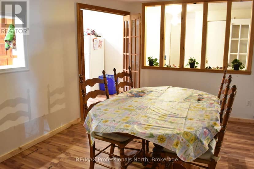 8111 County Road 503 — photo 17 of 40