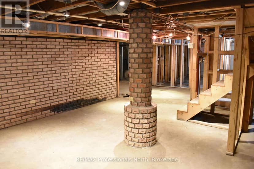 8111 County Road 503 — photo 36 of 40